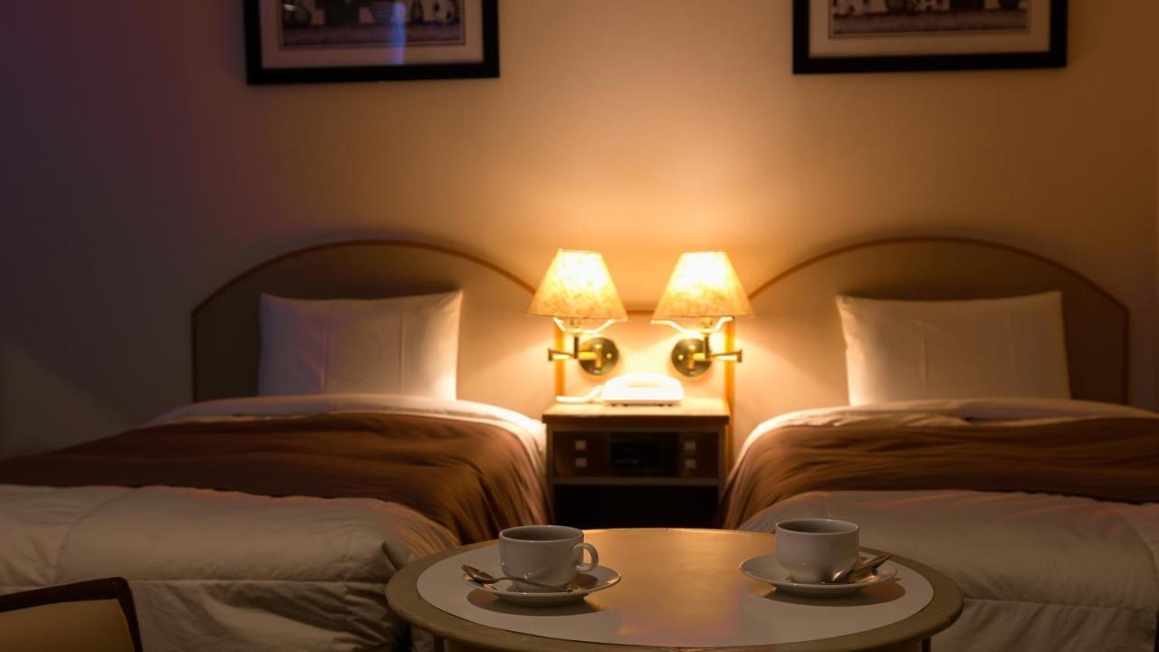 Hotel Sato Shinhidaka Dış mekan fotoğraf
