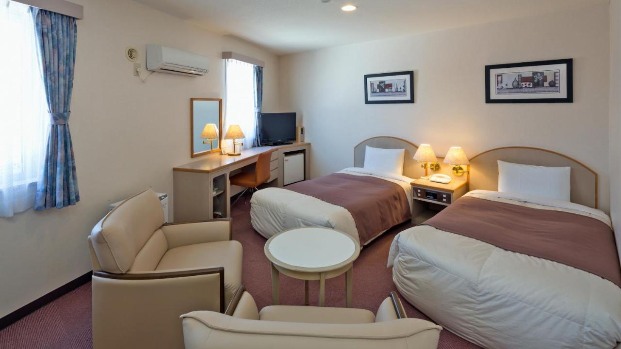 Hotel Sato Shinhidaka Dış mekan fotoğraf